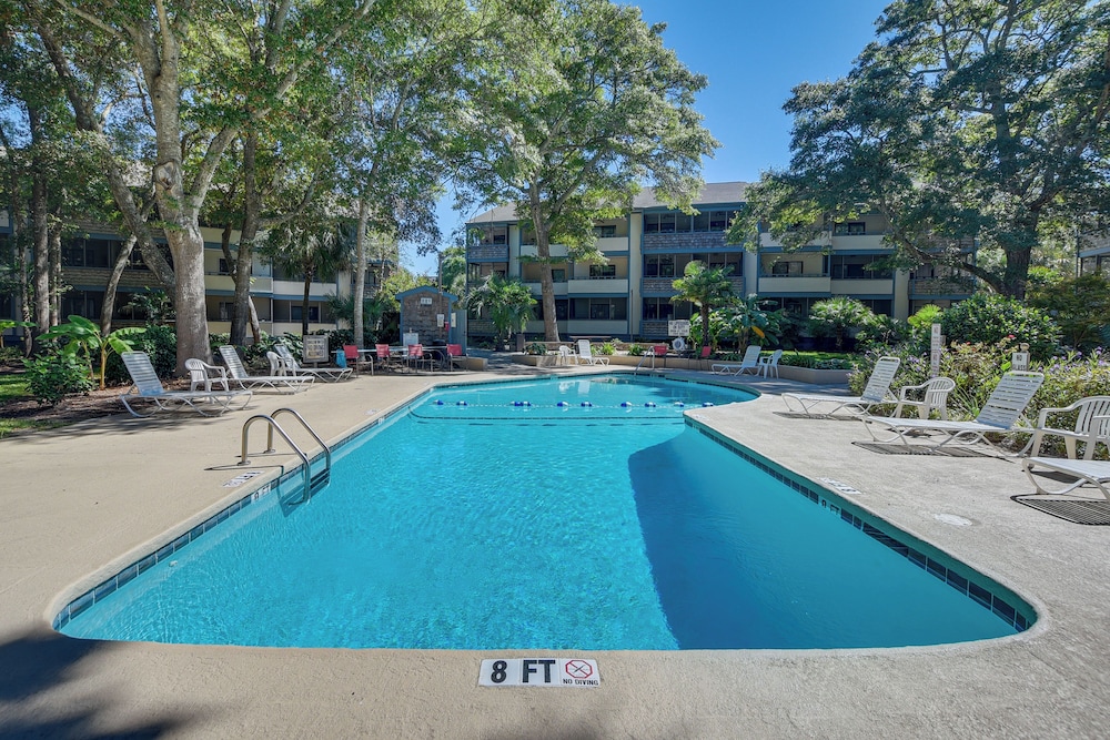 Walk To Myrtle Beach Condo with Resort Perks - photo 2
