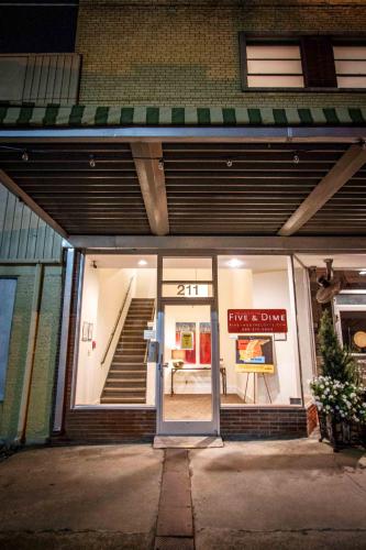 The Lofts at the Five & DIme — hotel in Clarksdale