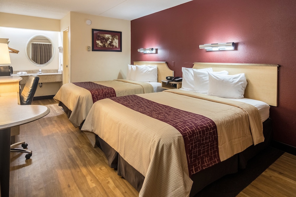 Red Roof Inn Detroit Metro Airport West - photo 13