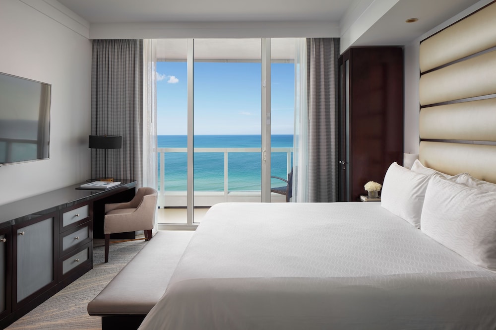 Fontainebleau Miami Beach - photo 9