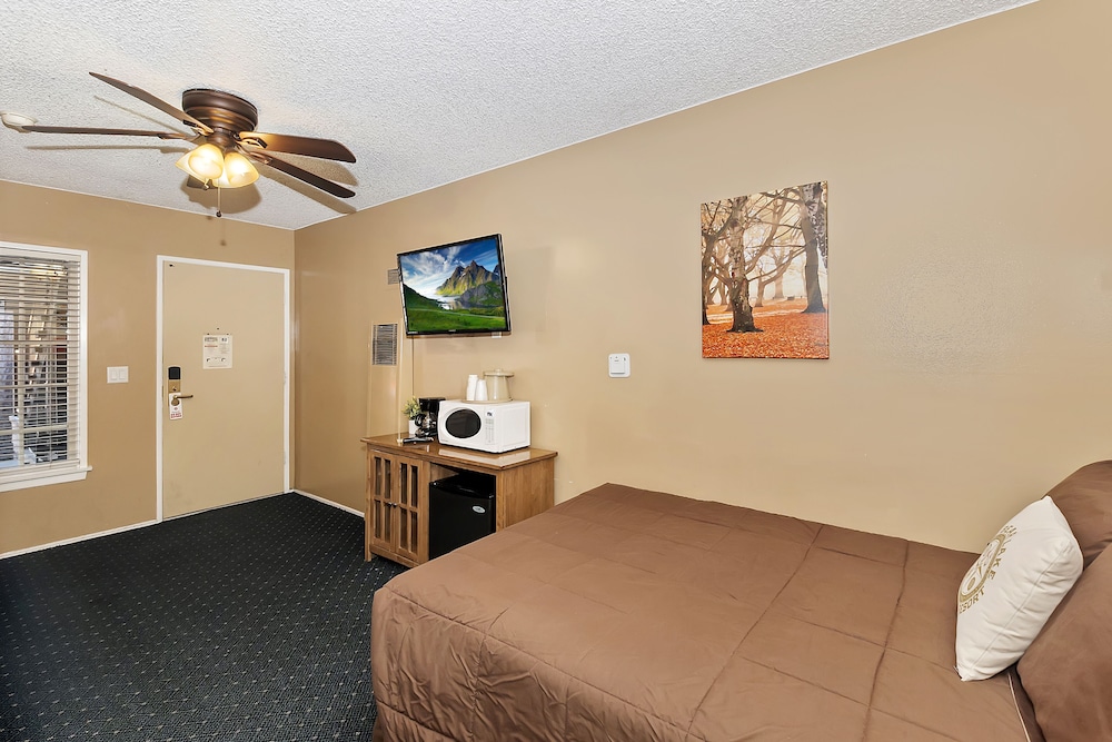 Robinhood Resort - photo 18