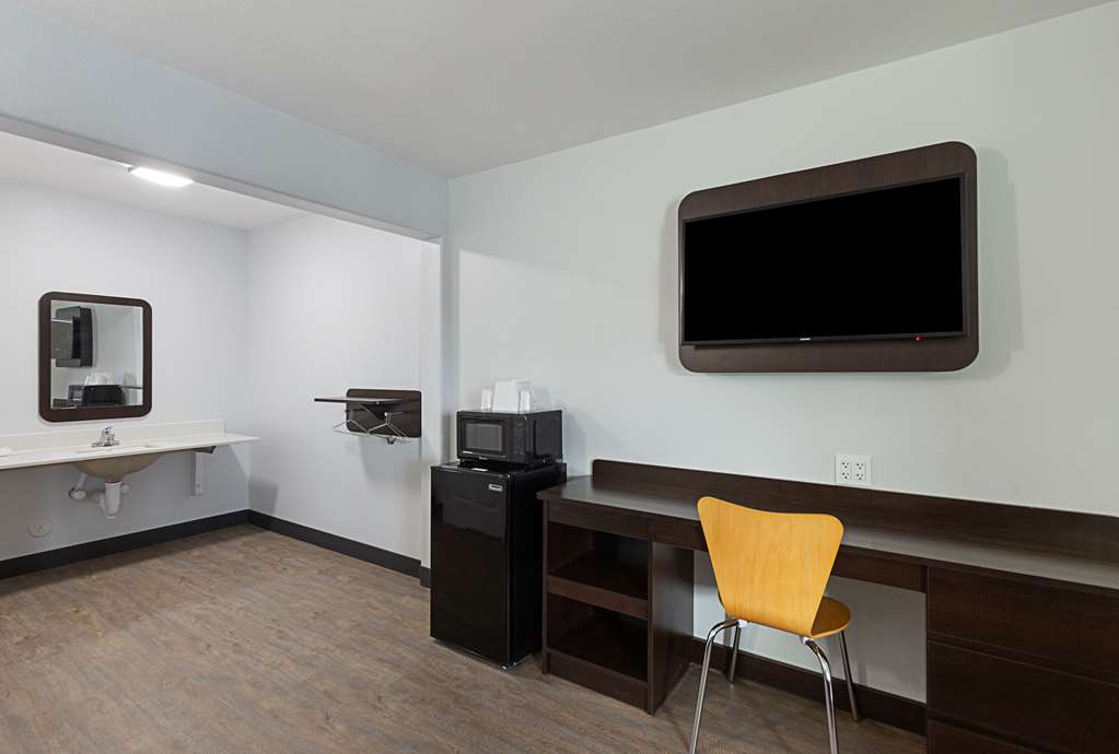 Motel 6 Show Low AZ - photo 12