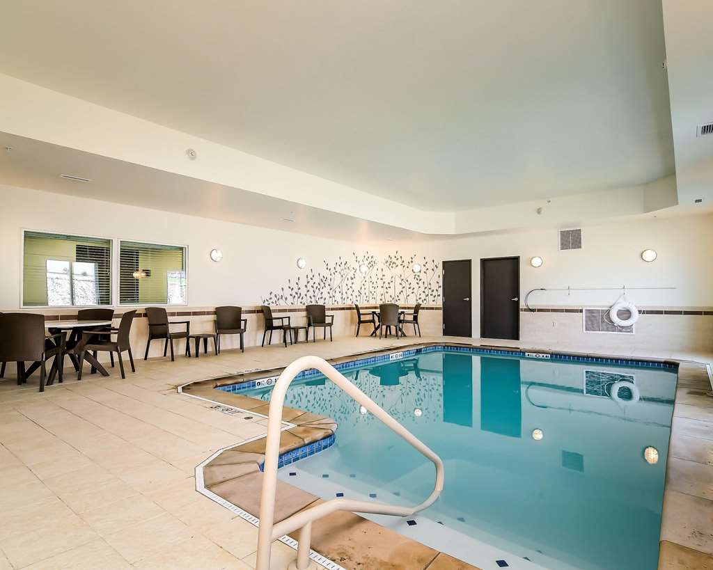 Sleep Inn & Suites Fort Scott - photo 18
