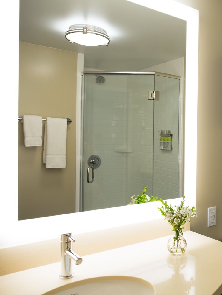 Staybridge Suites Seattle South Lake Union by IHG - photo 30