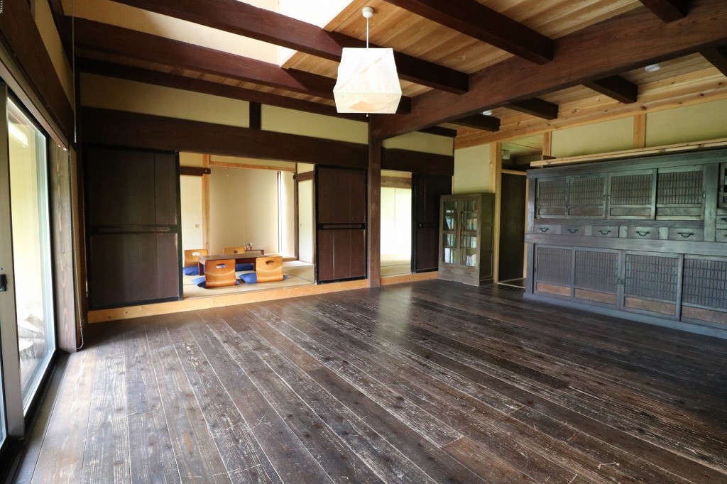 Yamazato Kurashi Kobo Kazayui — hotel in Takashima
