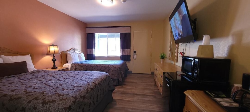 Lakeview Inn Lucerne - photo 31