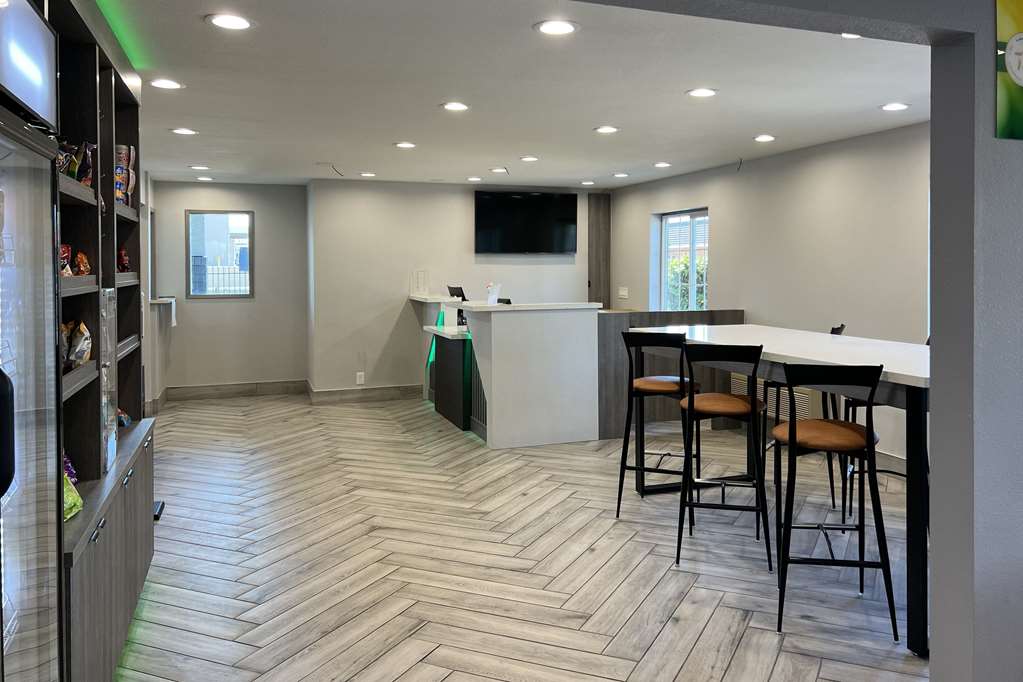 Quality Inn Tracy I 205 - photo 4