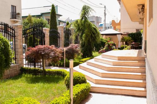 Pensiunea Ingrid — 4-Star Luxury Hotel in Eforie Nord, Romania