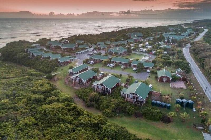 Pine Lodge Resort — hotel in Port Elizabeth