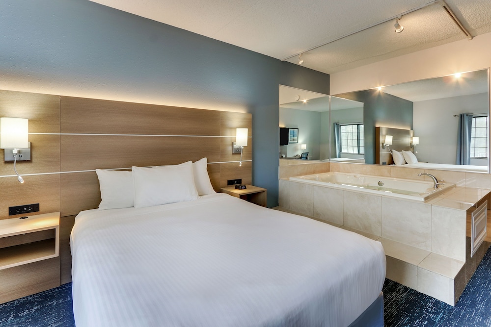 ParkShore Resort - photo 18
