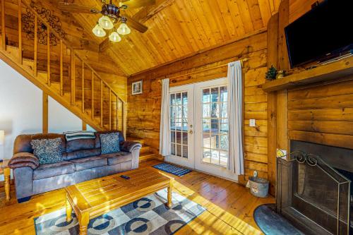 Singing Pines in Unknown City, United States