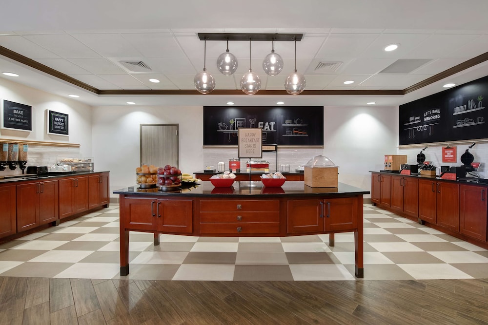 Hampton Inn Easley - photo 50