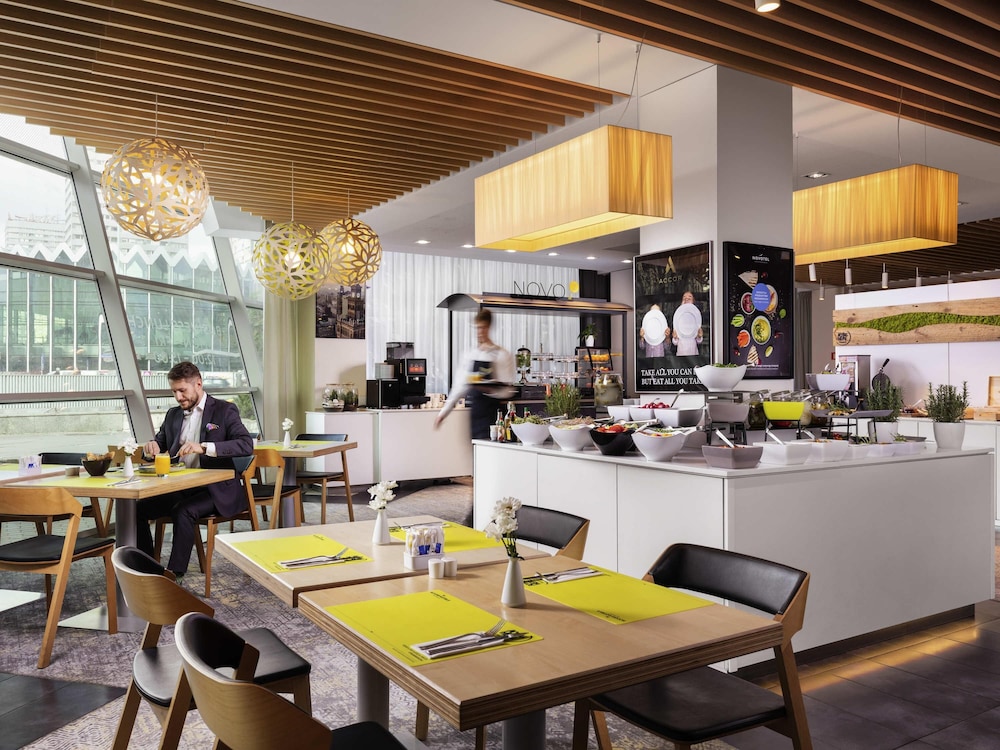 מזון ומשקאות