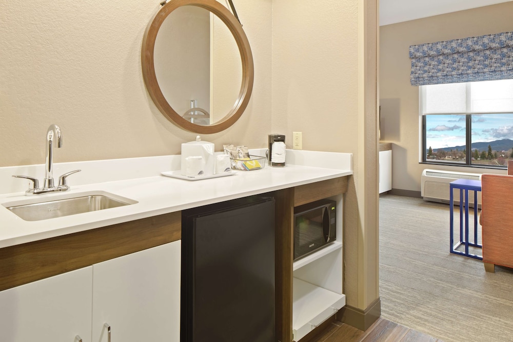 Hampton Inn & Suites Spokane Valley - photo 24