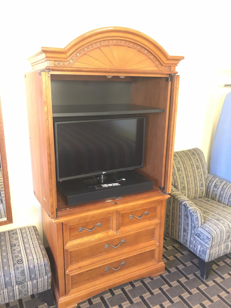 Inn At Mexia - photo 11