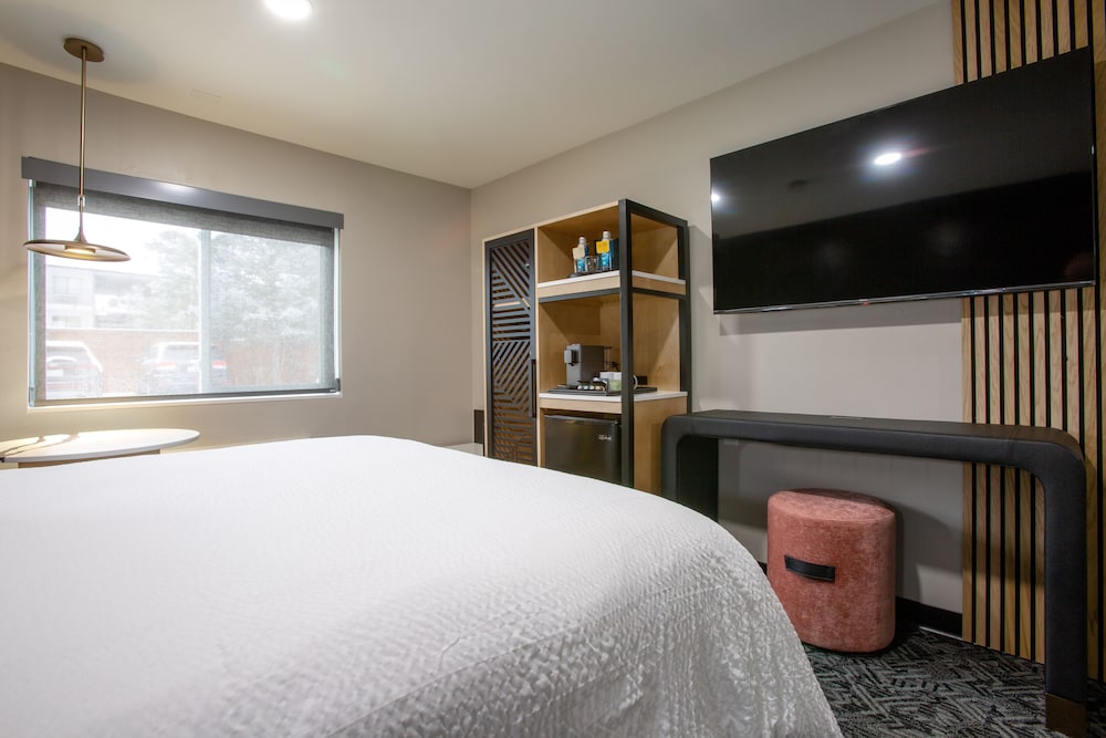 voco Flagstaff by IHG - photo 11
