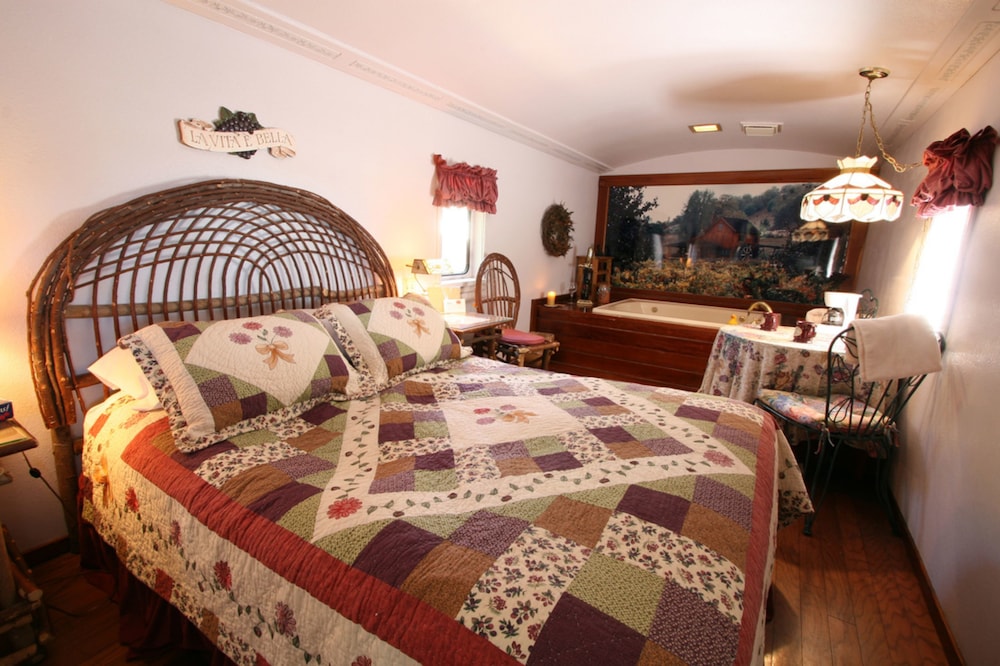 Featherbed Railroad Company - photo 15
