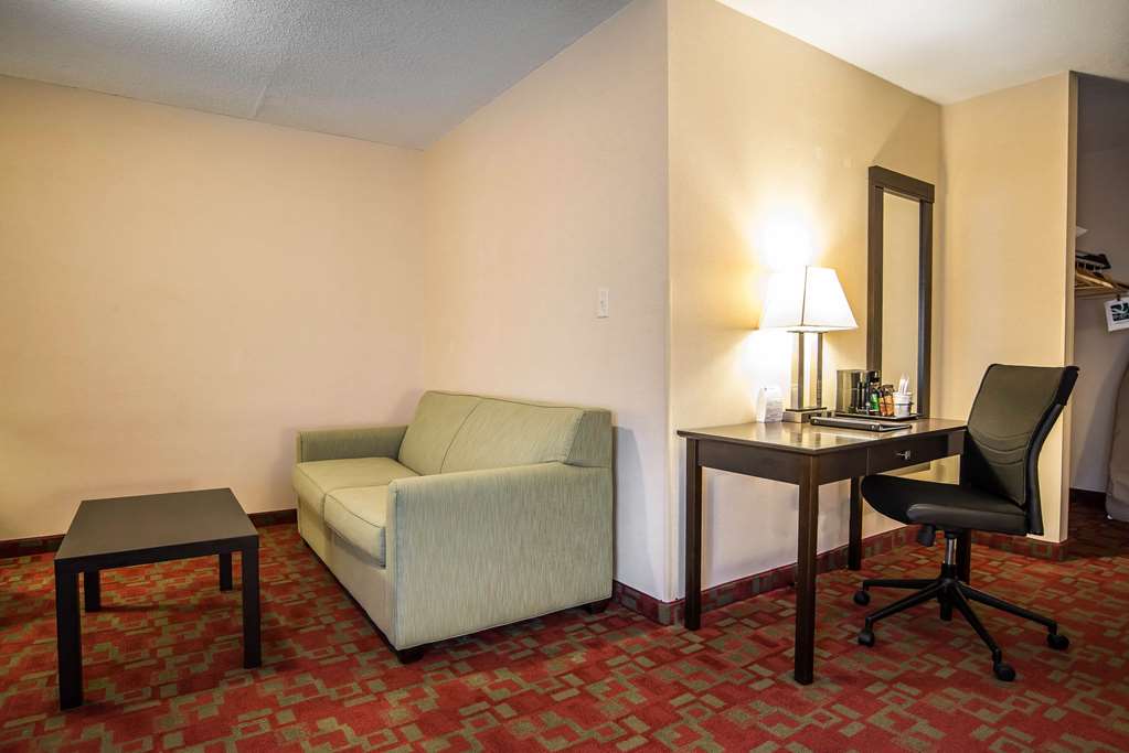 Quality Inn Shelburne Burlington - photo 16