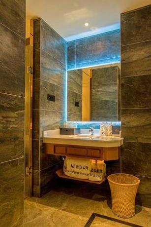 Dijiu Mansion Hotel — 4-Star Luxury Hotel in Harbin, People's Republic of China