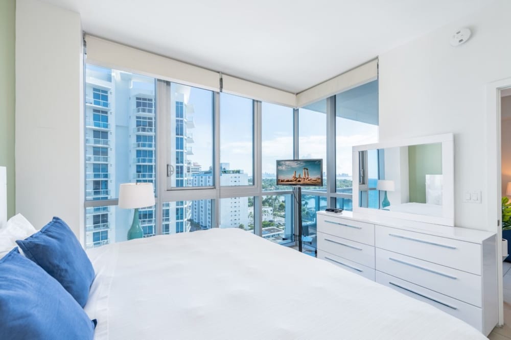Churchill Suites Monte Carlo Miami Beach - photo 24