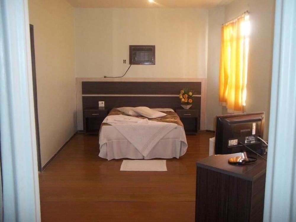 Center Palace Hotel — Conselheiro Lafaiete