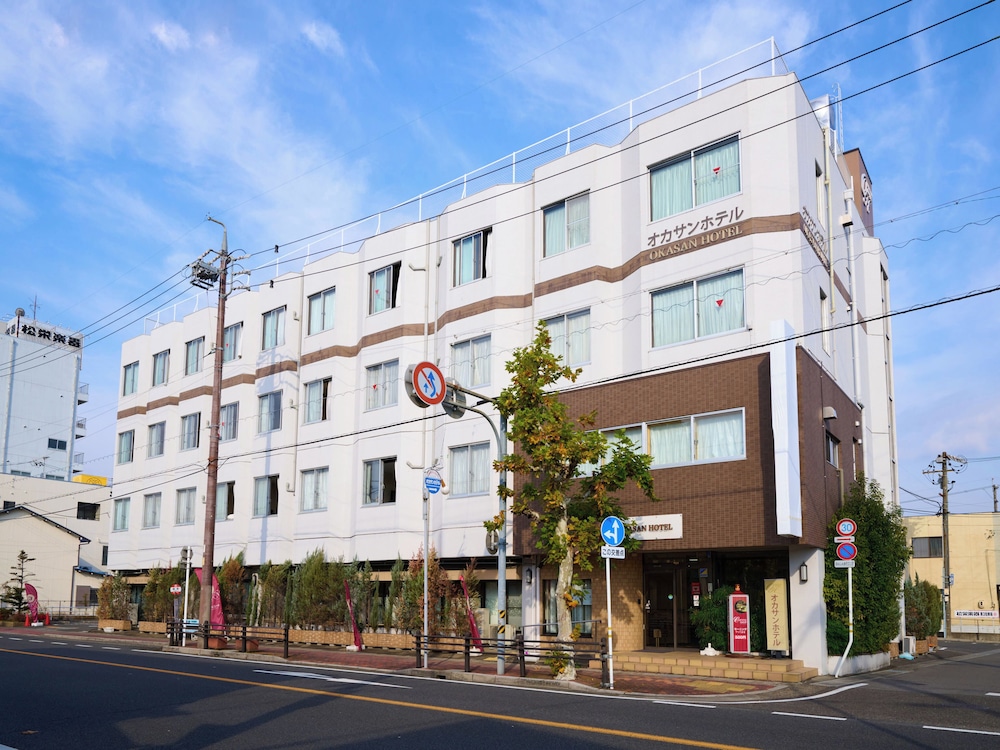 Okasan Hotel — hotel in Ogaki