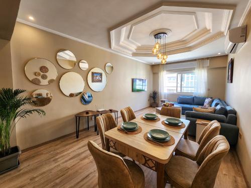 Tanger Marina Sea View Appartement Family Friendly — 4-Star Luxury Hotel in Tangier, Morocco