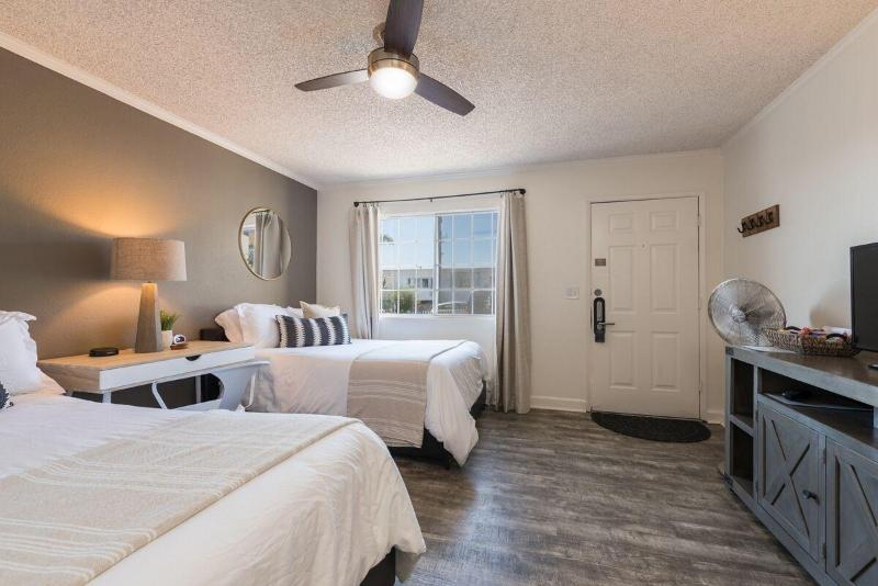 Shell Beach Inn - photo 36