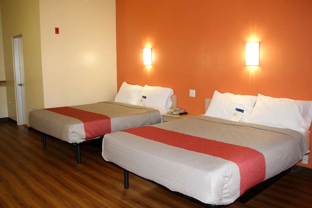 Motel 6 Warwick RI Providence Airport I 95 - photo 12