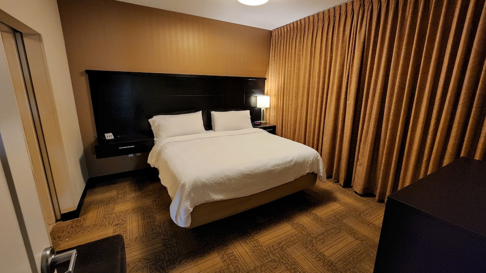 Staybridge Suites Denver Downtown by IHG - photo 44