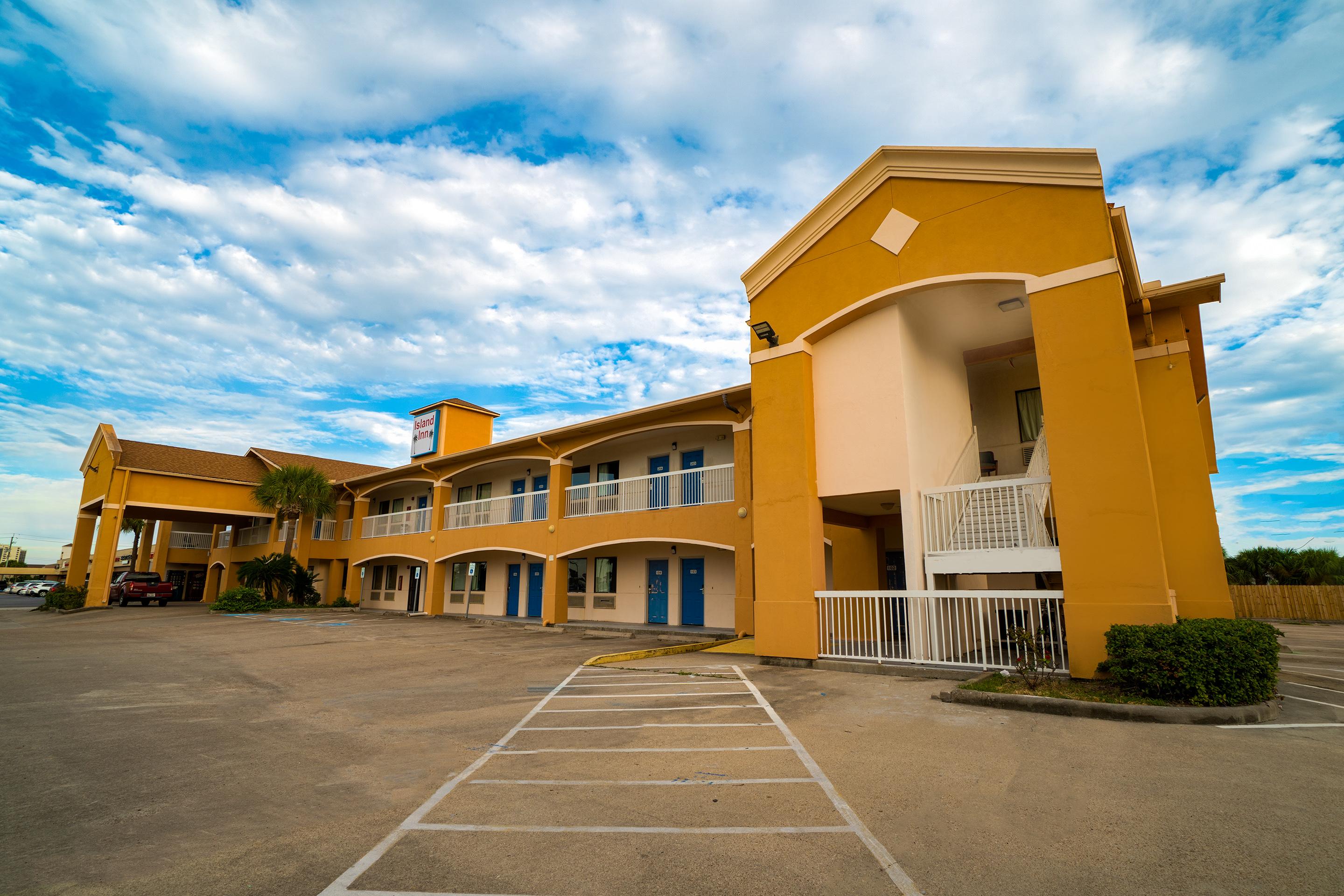 Motel 6 Galveston Seawall - photo 5