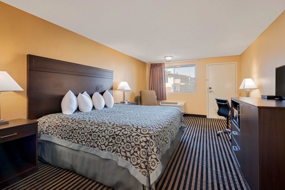 Days Inn Spokane - photo 10