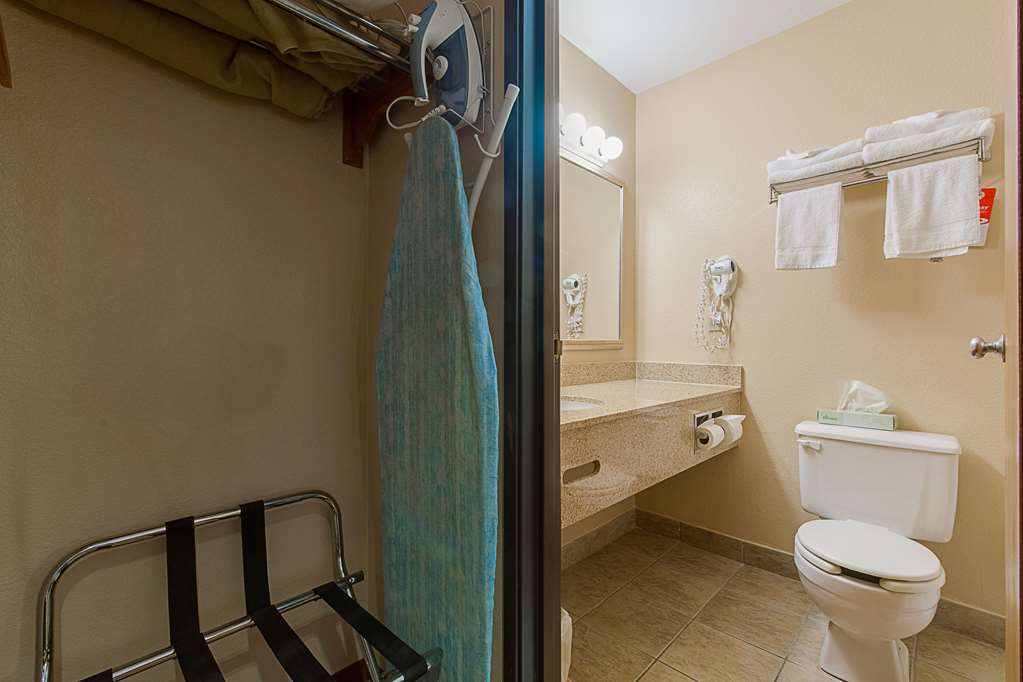 Econo Lodge Buckley Bonney Lake - photo 14