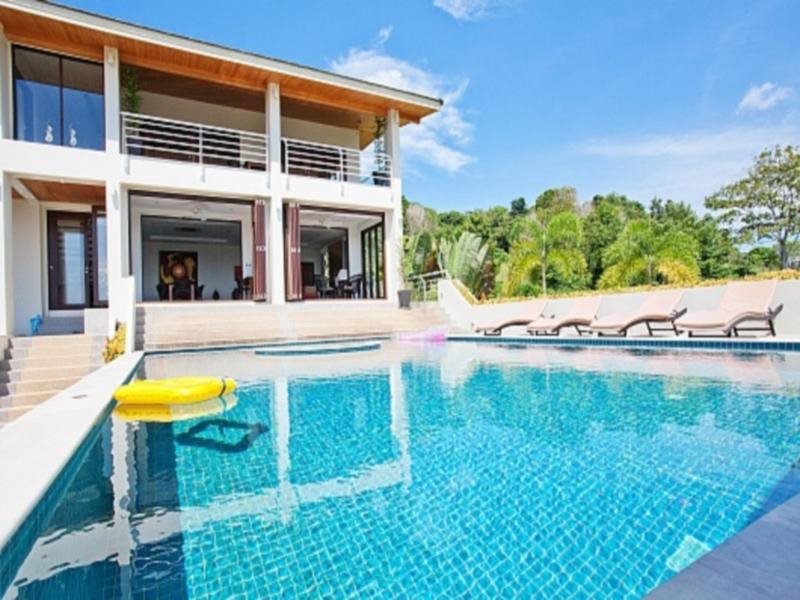 Ocean Breeze Villa — 4-Star Luxury Hotel in Rawai, Thailand