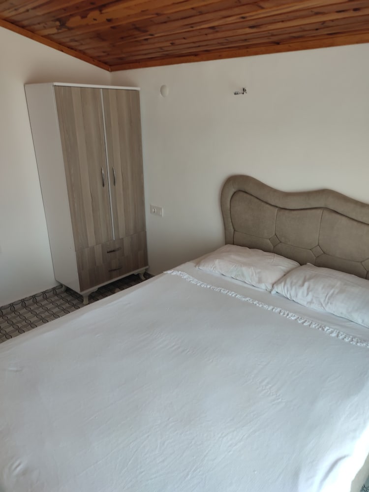 Bazyel Apart Otel — Ezine — photo 4