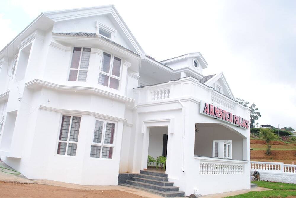 Ulo Armster Palace - carbon neutral hotel in Ooty