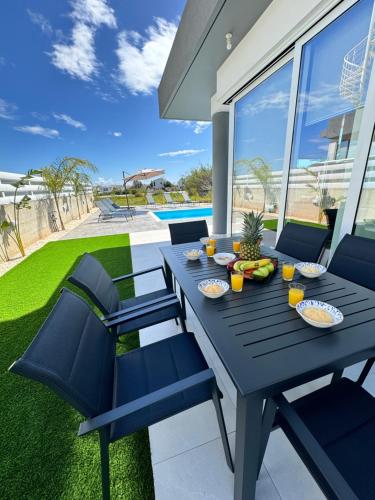 Protaras Rustic Paradise Luxury Villa 1 — 4-Star Luxury Hotel in Paralimni, Cyprus