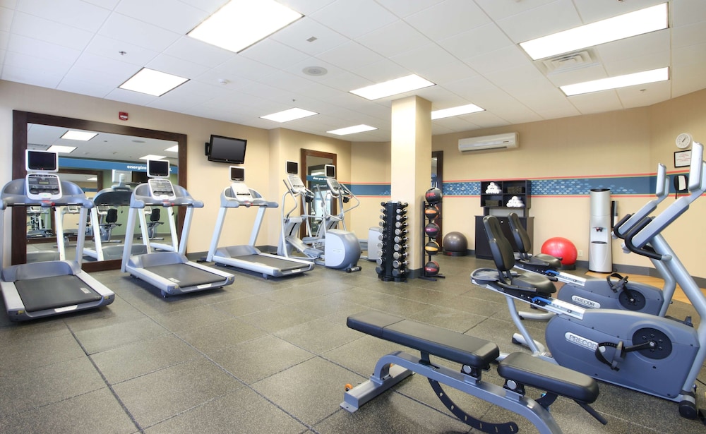 Hampton Inn White Plains Tarrytown - photo 18