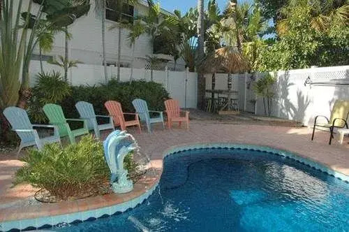 Blue Dolphin Inn by Island Vacation Properties - photo 24