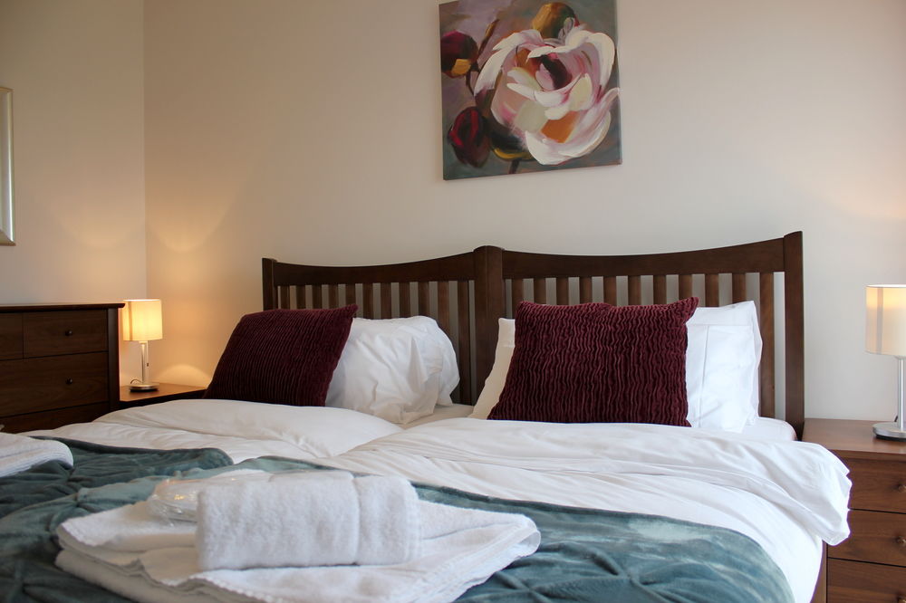 The Luxurious Semi Circle — Cambridge — photo 4