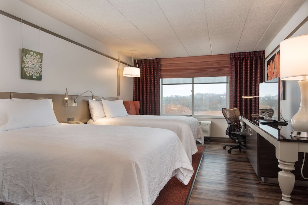 Hilton Garden Inn Owings Mills - photo 12