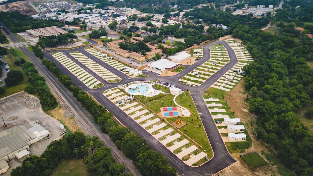 Camp Landa Resort — New Braunfels