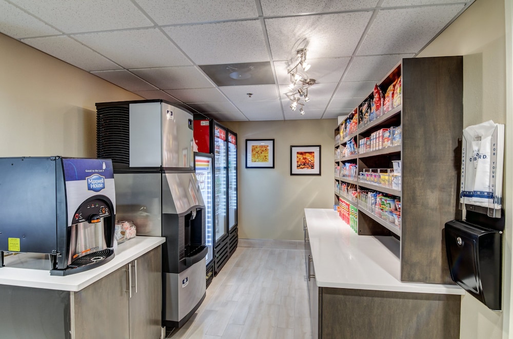 Candlewood Suites Richmond West Broad by IHG - photo 36