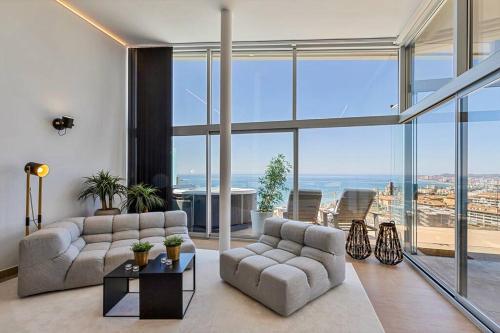 Stunning Luxurious Penthouse With Panoramic Views — Fuengirola