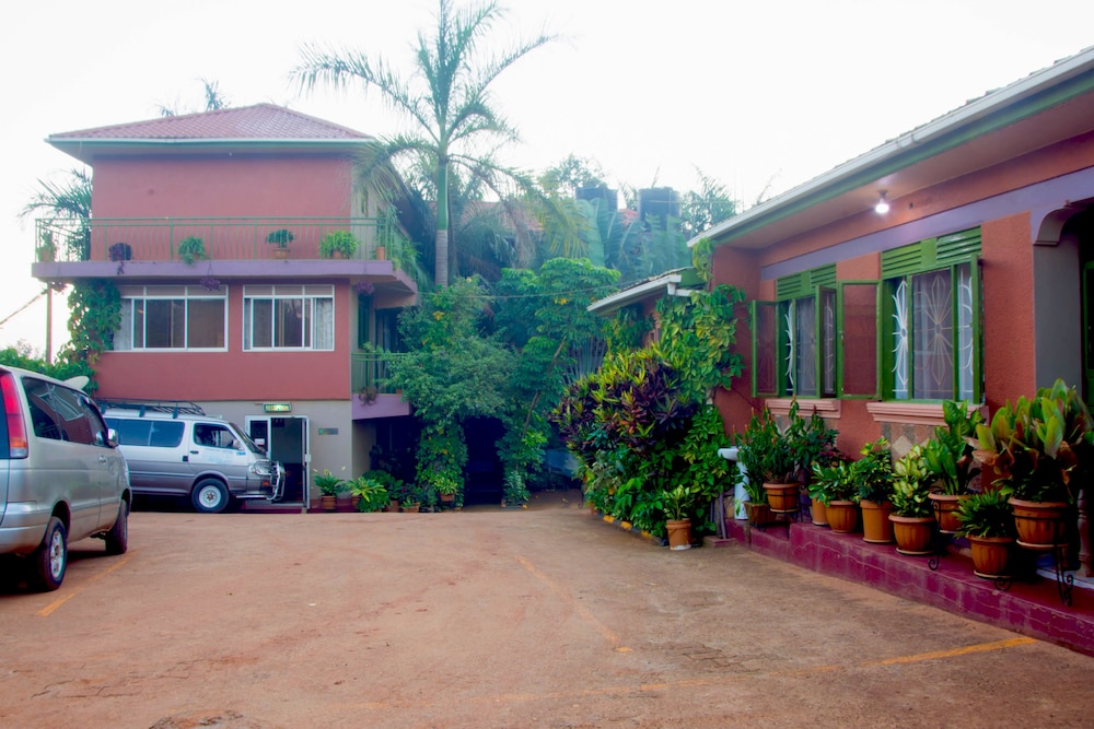 Comfort Hotel Entebbe — hotel in Entebbe