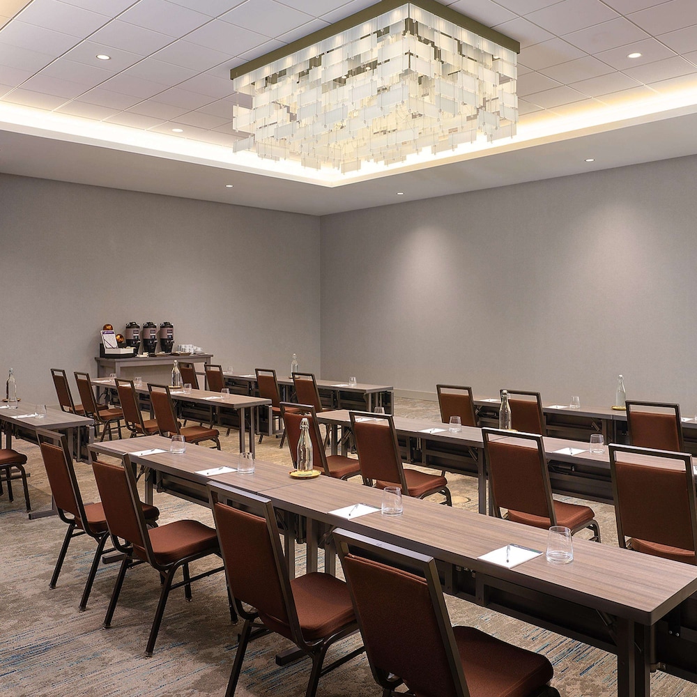 Hilton Garden Inn Grapevine at Silverlake Crossing - photo 57