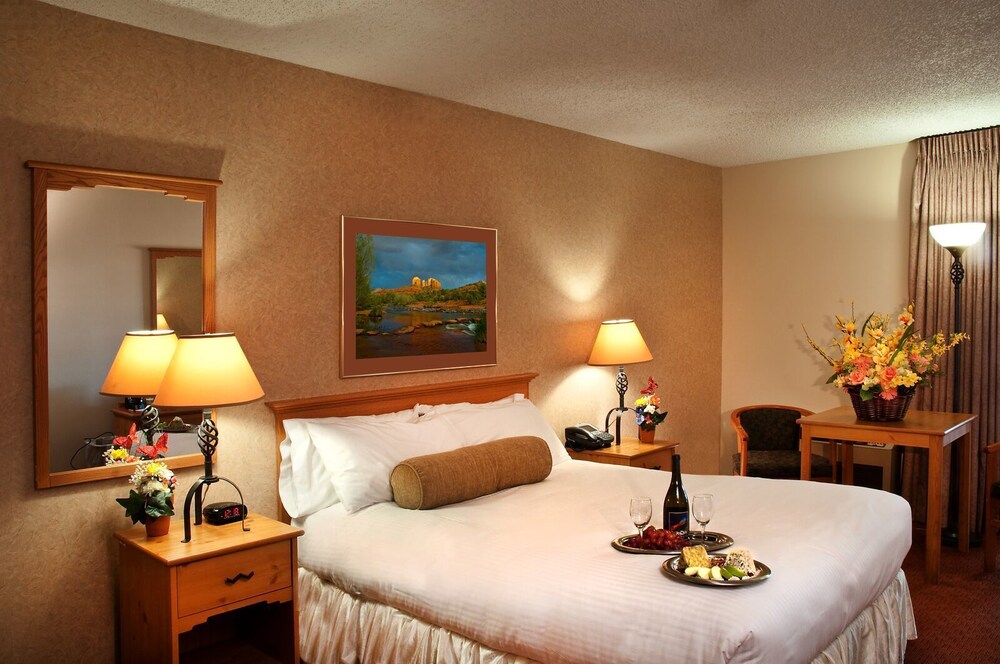The Lodge at Cliff Castle Casino - photo 2
