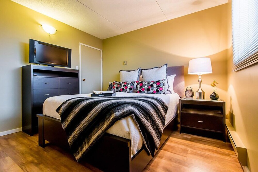 Winnipeg Executive Suites Polo Park in Winnipeg, Canada