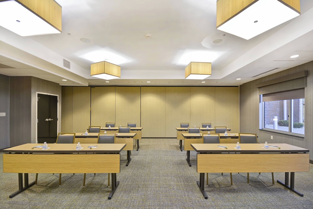 SpringHill Suites by Marriott Indianapolis Airport Plainfield - photo 38