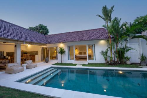 Villa Pagu — 4-Star Luxury Hotel in Seminyak, Indonesia